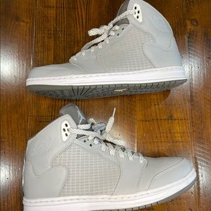 Nike Air Jordan Prime V 5 Wolf Gray/White Men’s Shoes Size 11 - (429489-005).